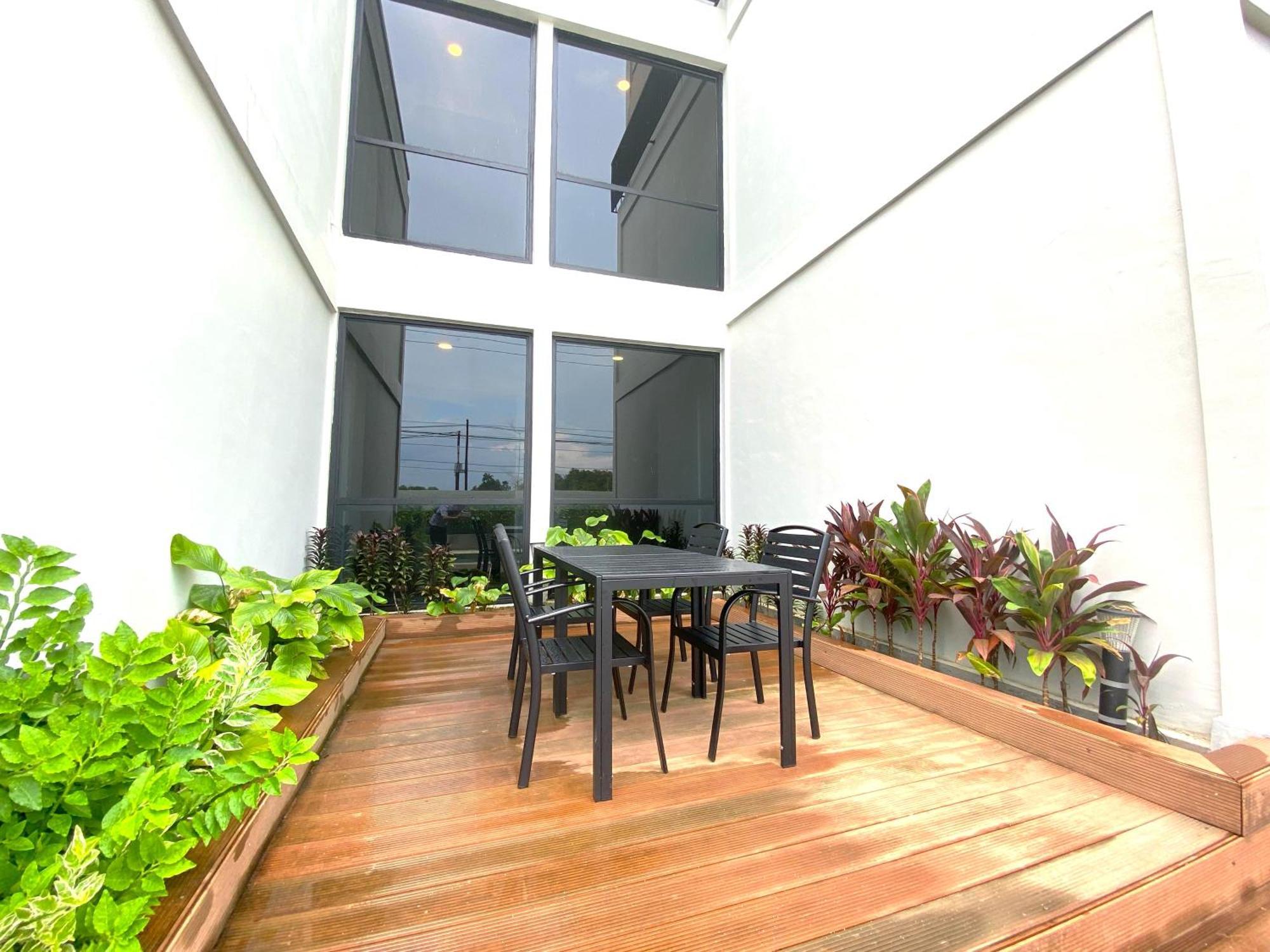 Onyx Hotel & Villa Tanjunguban Luaran gambar