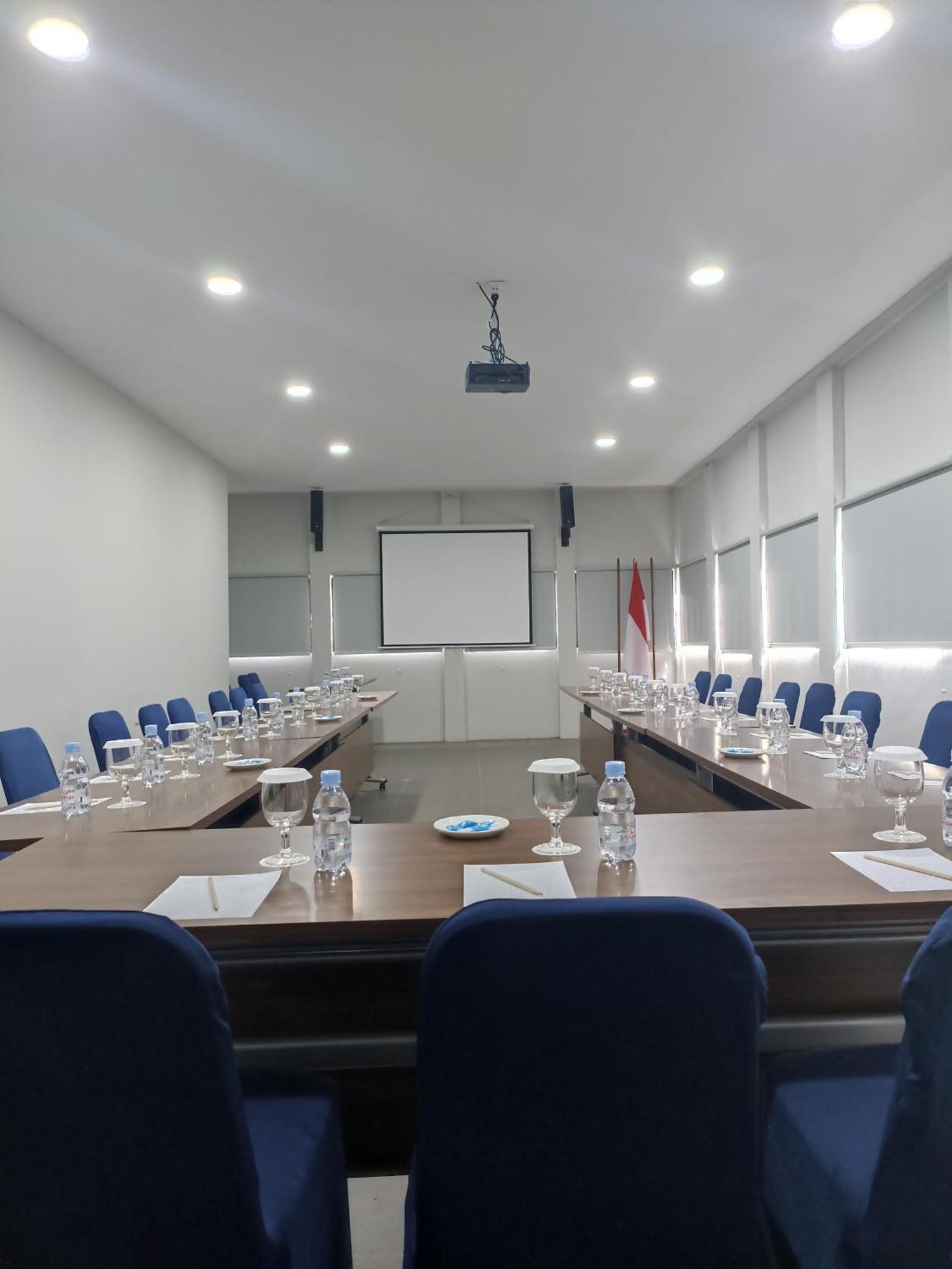 Onyx Hotel & Villa Tanjunguban Luaran gambar