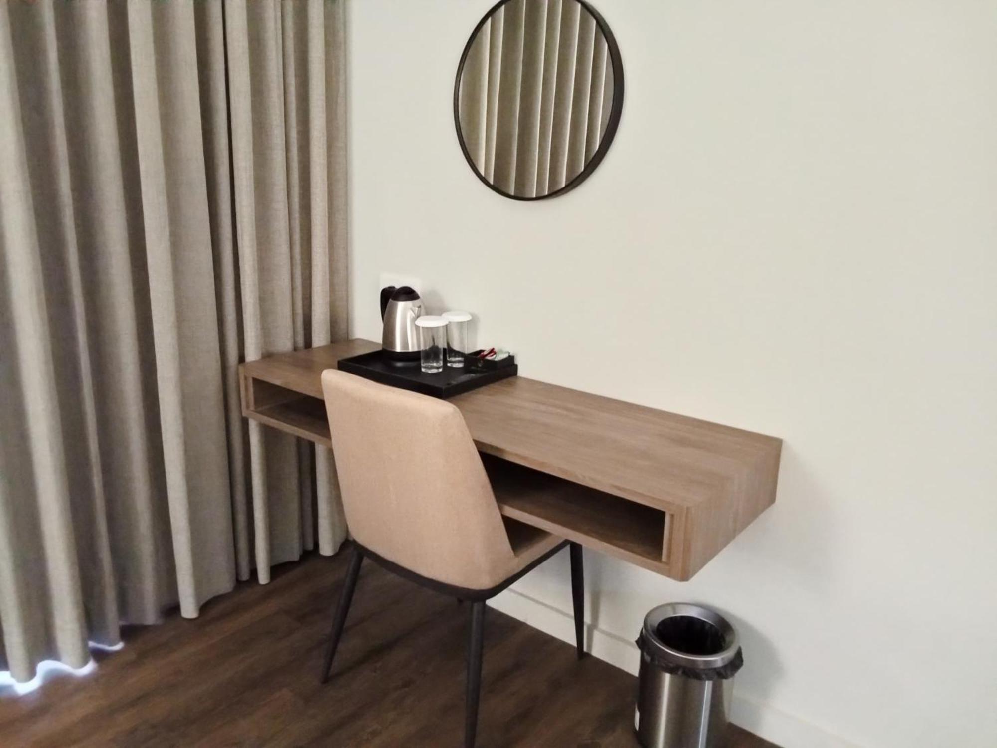 Onyx Hotel & Villa Tanjunguban Luaran gambar